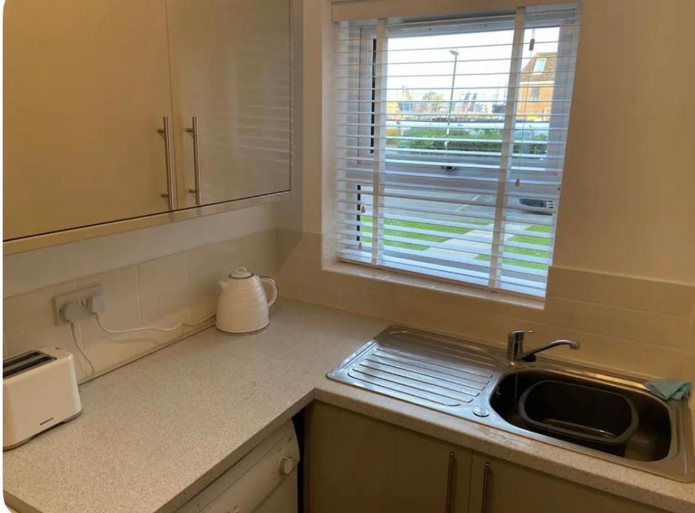 One Bedroom Ground Floor Flat Central Chichester Zewnętrze zdjęcie
