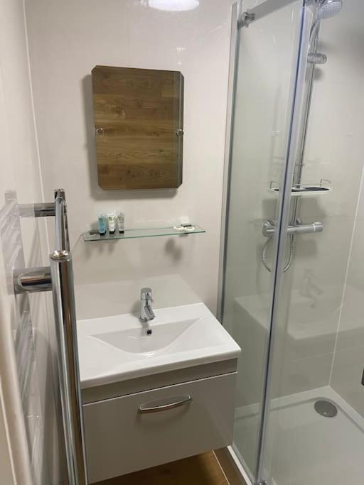 One Bedroom Ground Floor Flat Central Chichester Zewnętrze zdjęcie